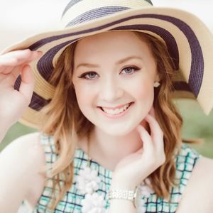 Meet your Posher, Carly